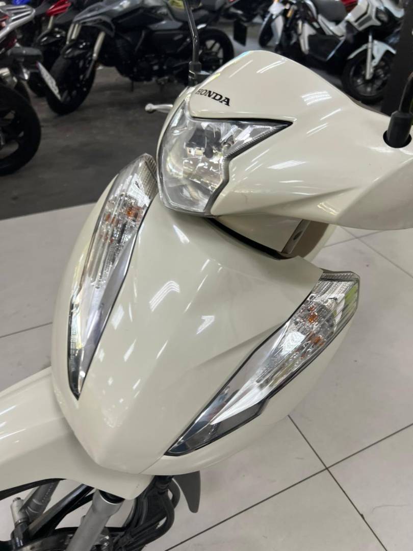 HONDA BIZ 125 ES