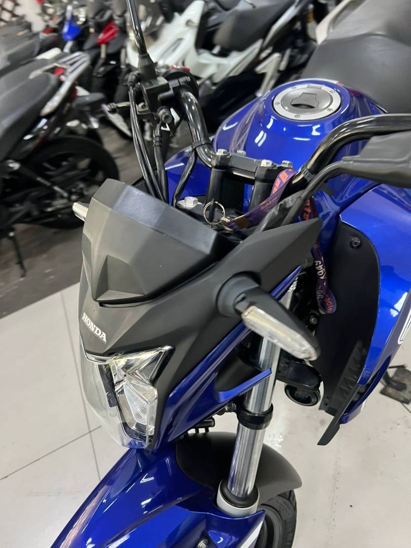 HONDA CB 250F TWISTER