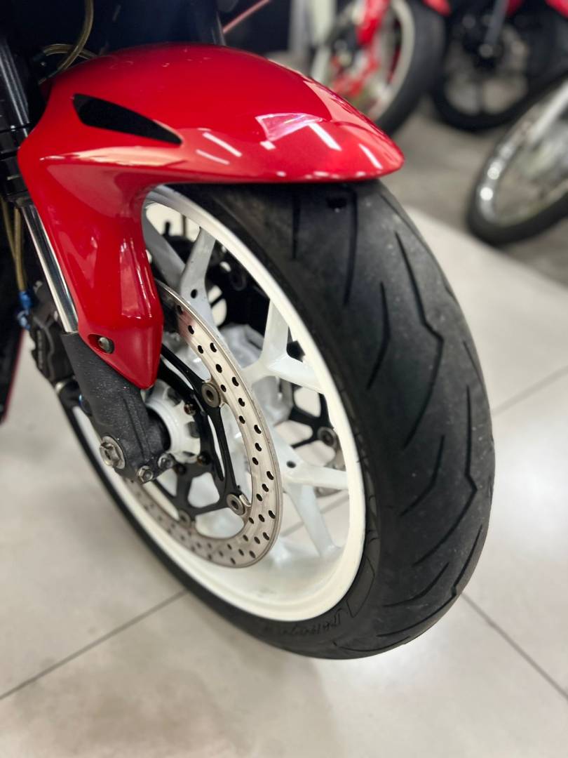 HONDA CBR 1000RR