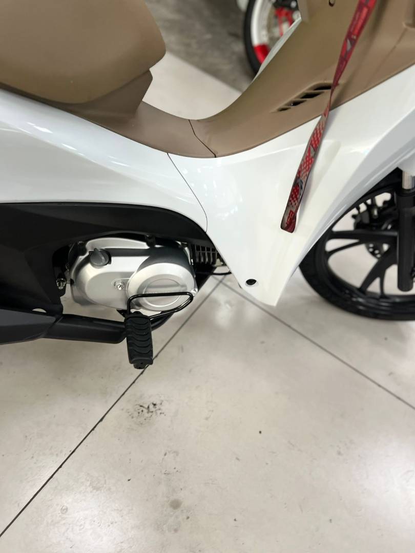 HONDA BIZ 125 ES