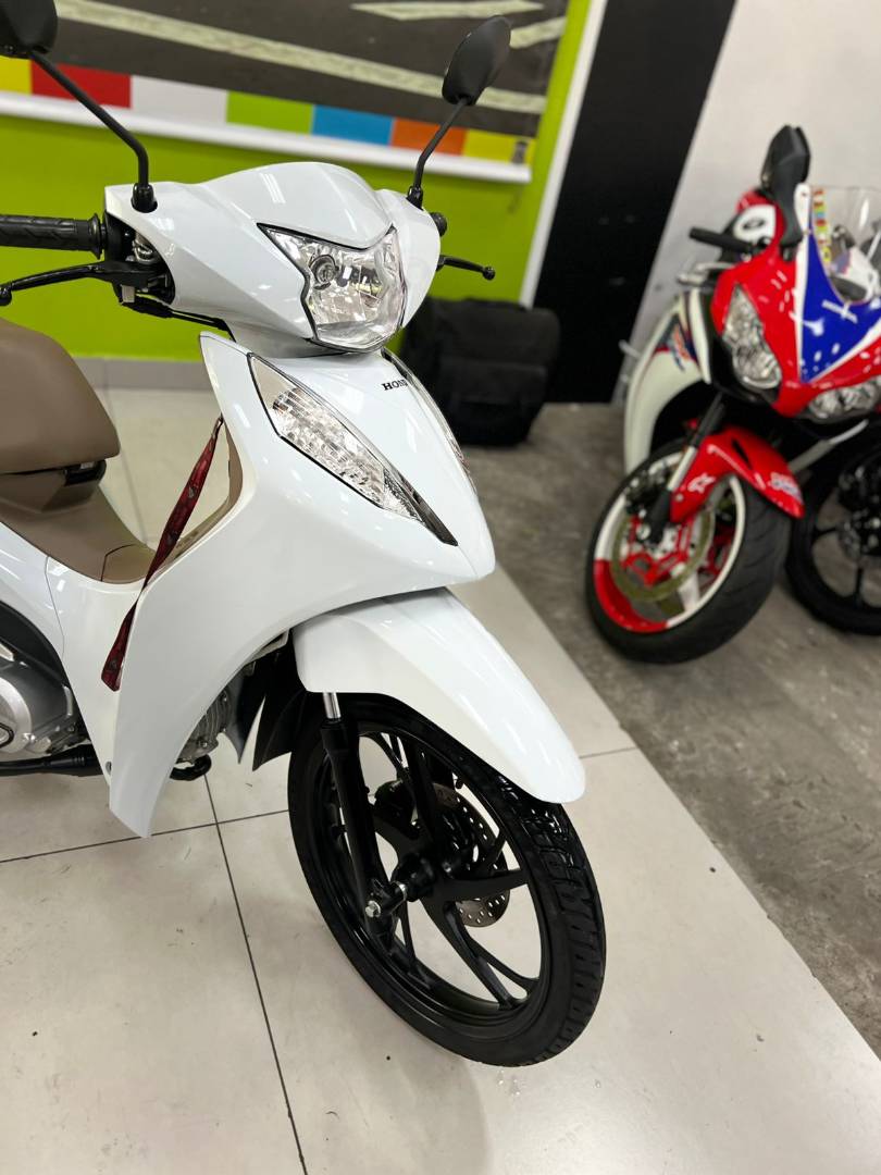 HONDA BIZ 125 ES