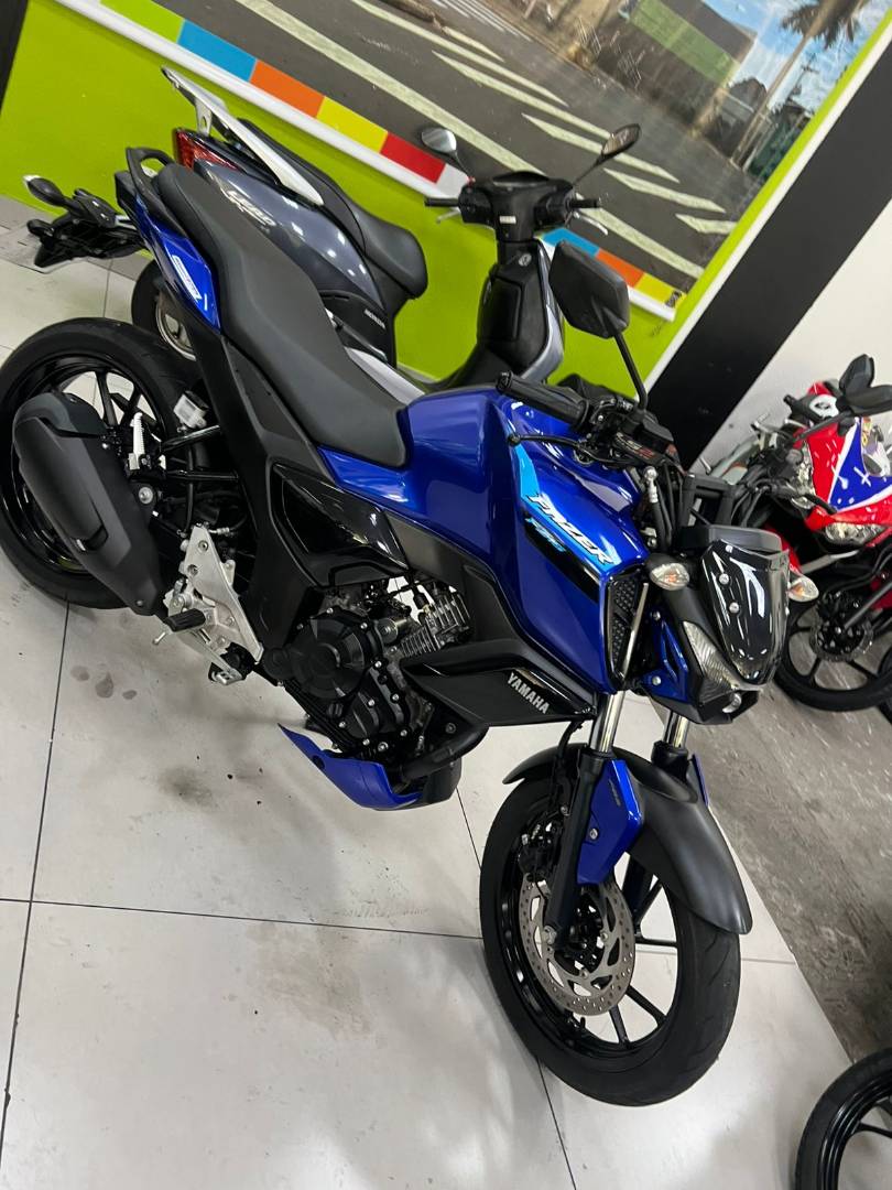 YAMAHA FZ15 FAZER ABS