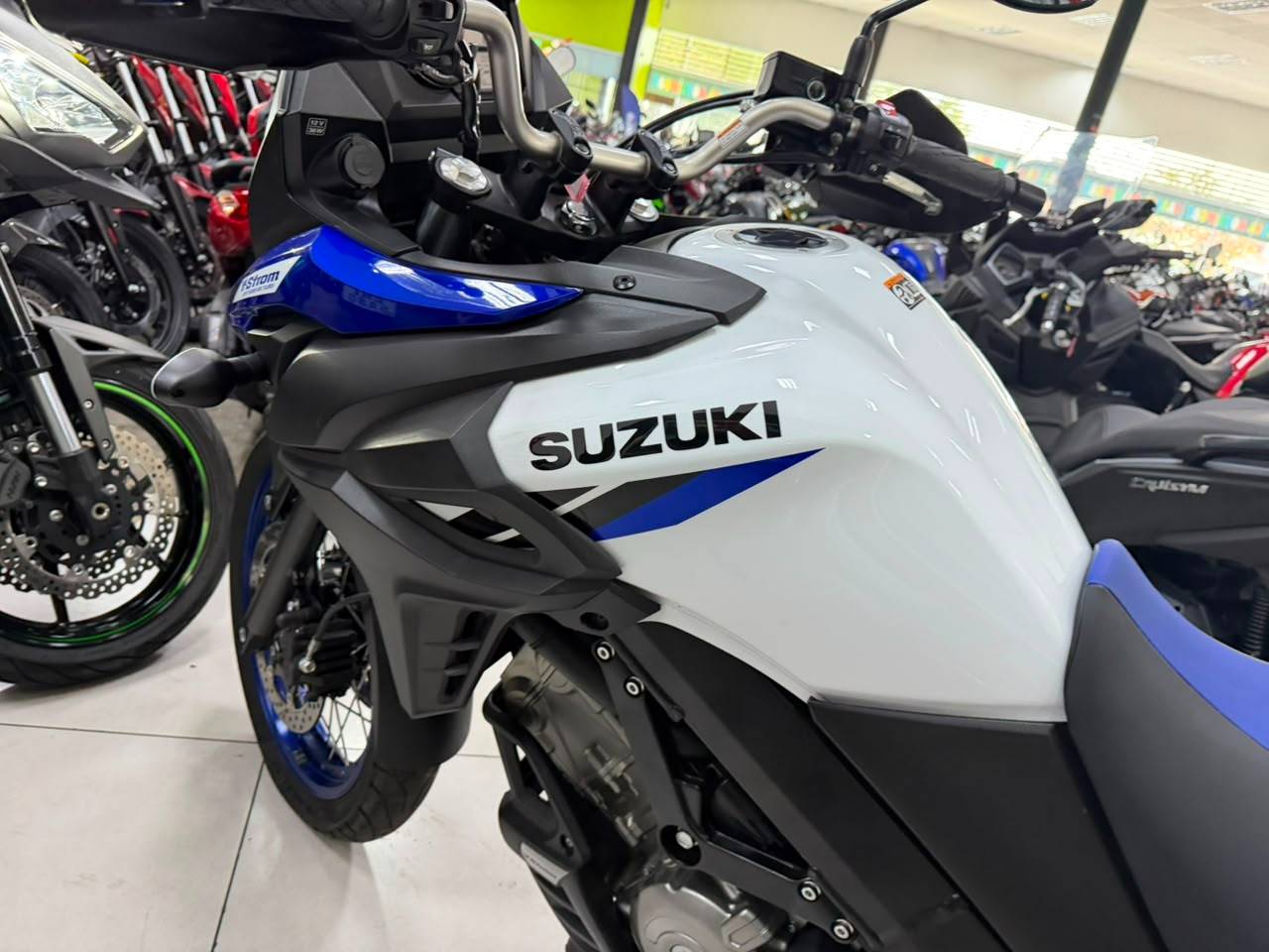 SUZUKI V-STROM 650 ADVENTURE