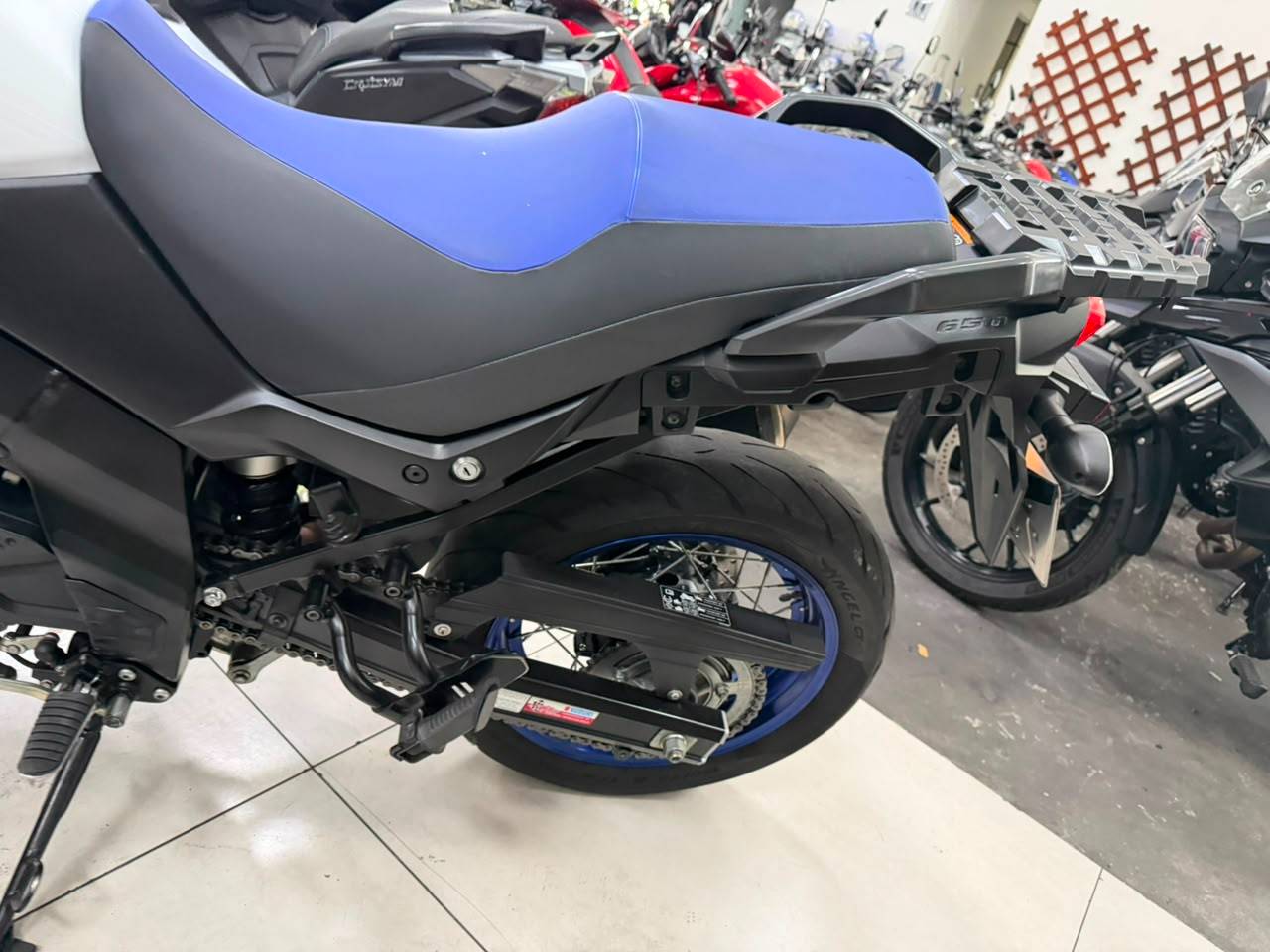 SUZUKI V-STROM 650 ADVENTURE