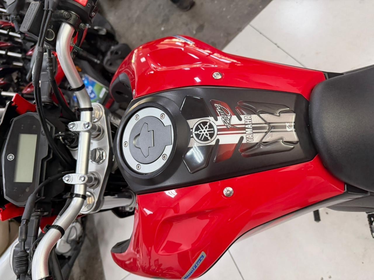 YAMAHA XTZ 250 LANDER
