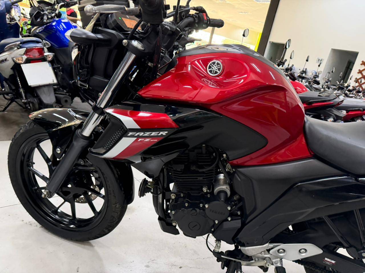 YAMAHA YS 250 FAZER ABS