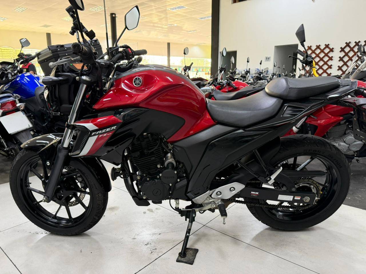 YAMAHA YS 250 FAZER ABS