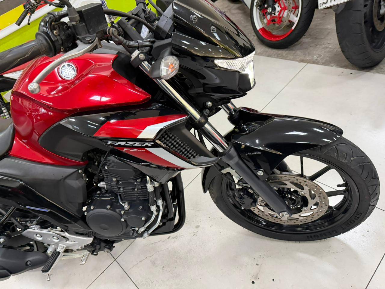 YAMAHA YS 250 FAZER ABS
