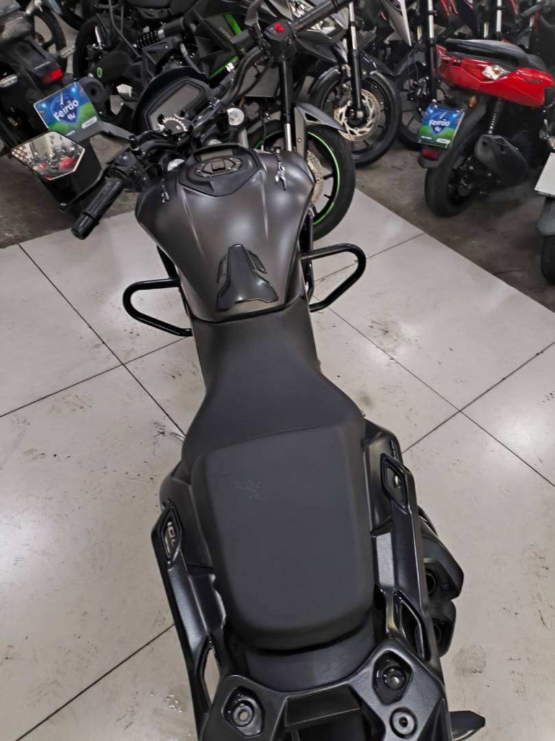 BAJAJ DOMINAR 400