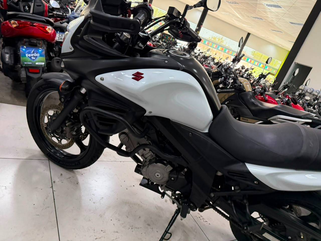 SUZUKI V STROM 650