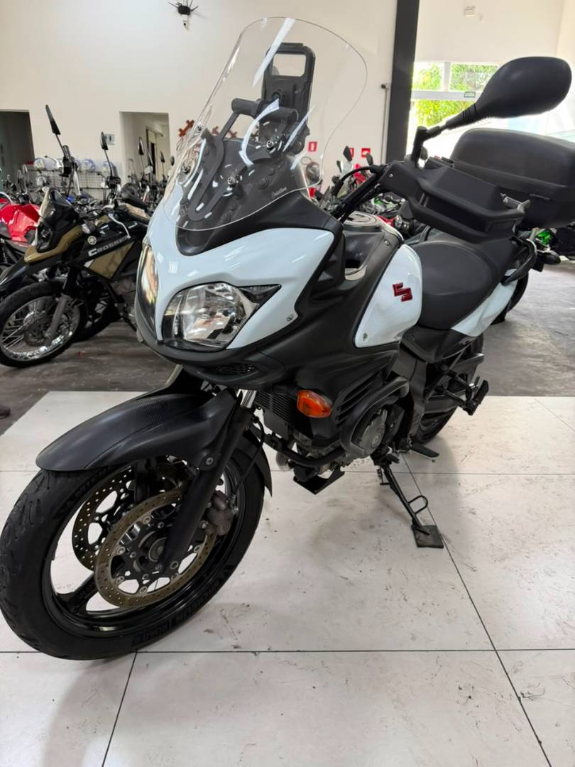 SUZUKI V STROM 650