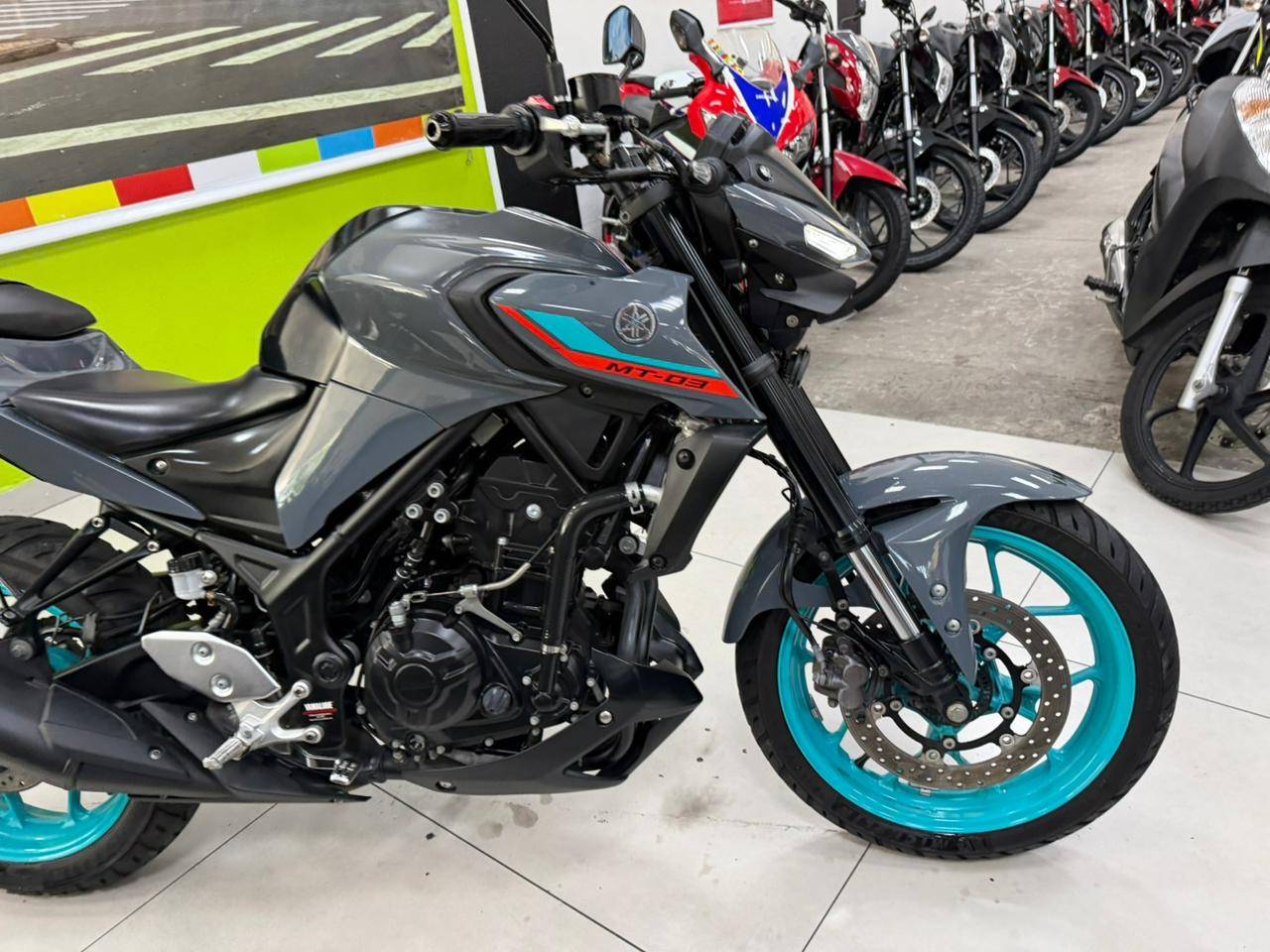 YAMAHA MT-03 ABS