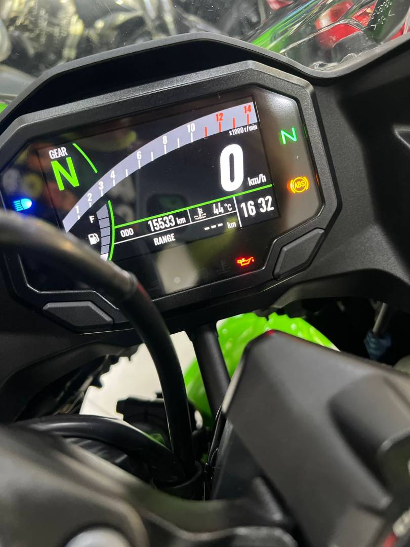 KAWASAKI NINJA 500 SE