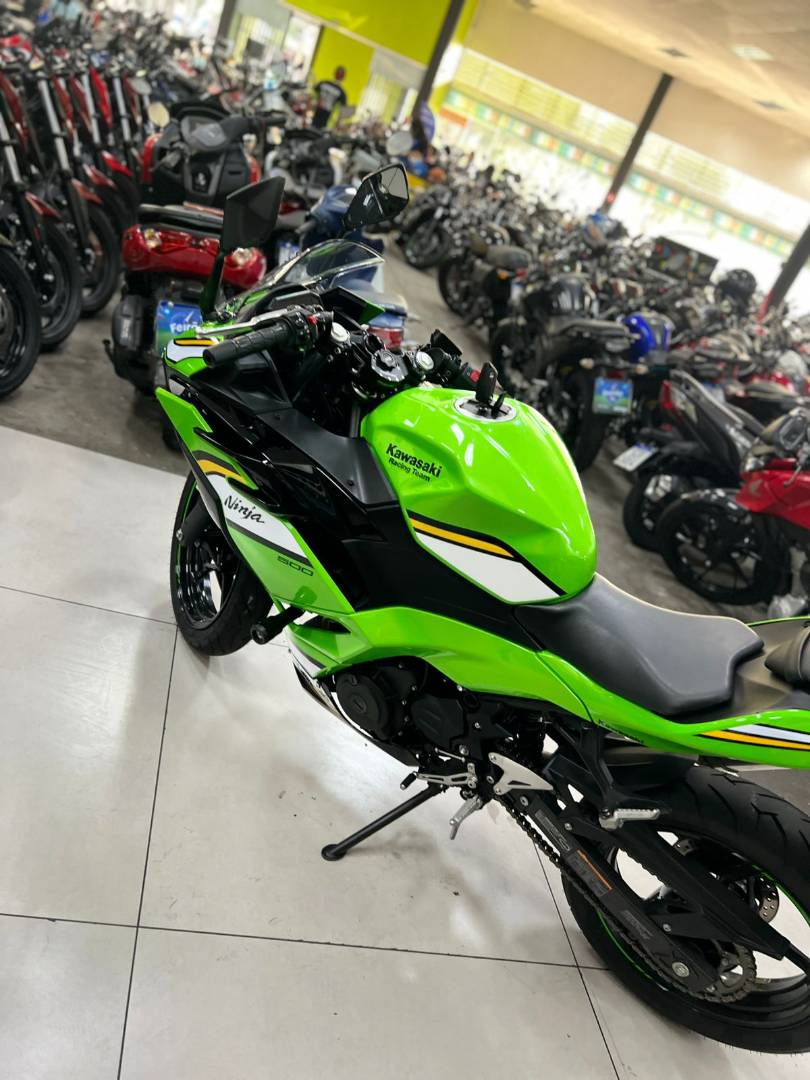 KAWASAKI NINJA 500 SE