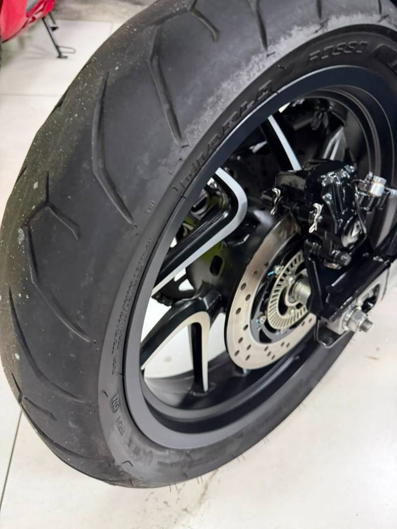 BAJAJ DOMINAR 400