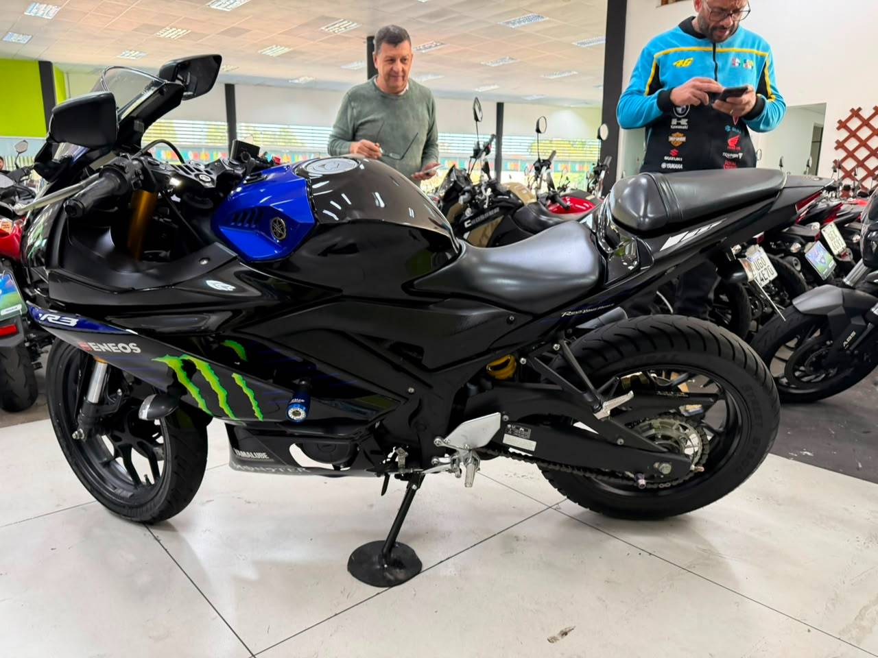 YAMAHA YZF R3 ABS