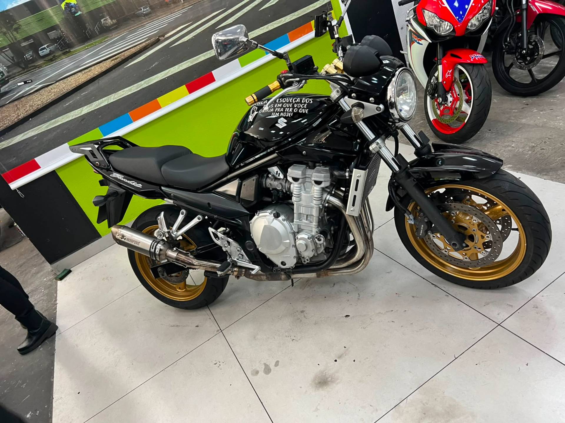 SUZUKI BANDIT 650