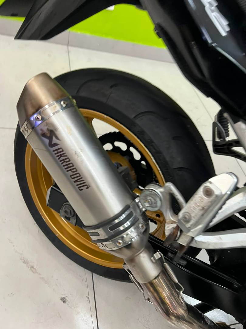 SUZUKI BANDIT 650
