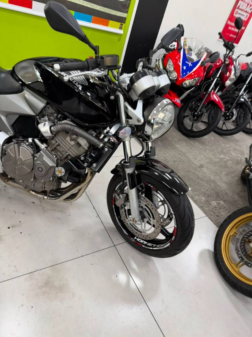 HONDA CB 600F HORNET