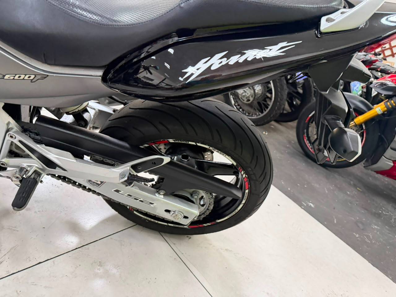 HONDA CB 600F HORNET