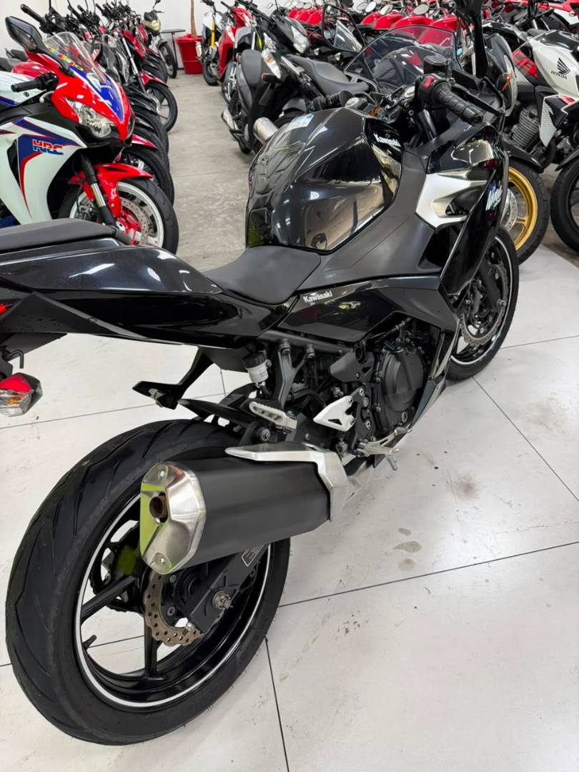 KAWASAKI NINJA 400