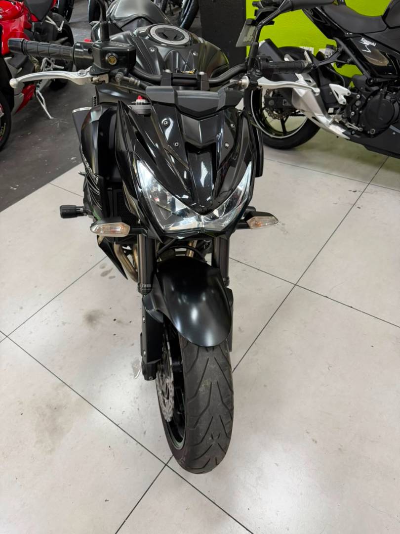 KAWASAKI Z800