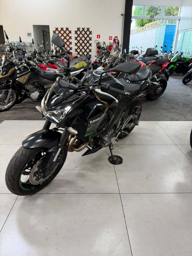 KAWASAKI Z800