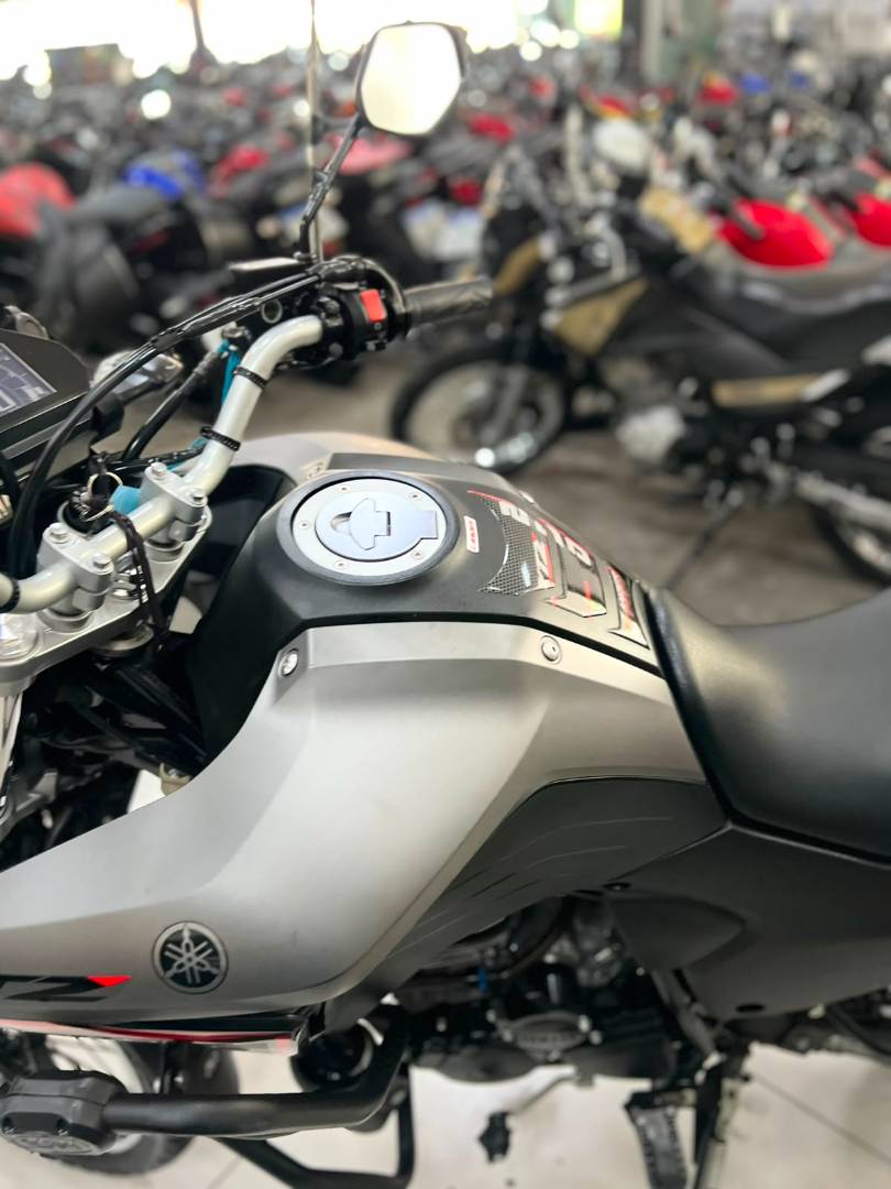 YAMAHA XTZ 250 LANDER