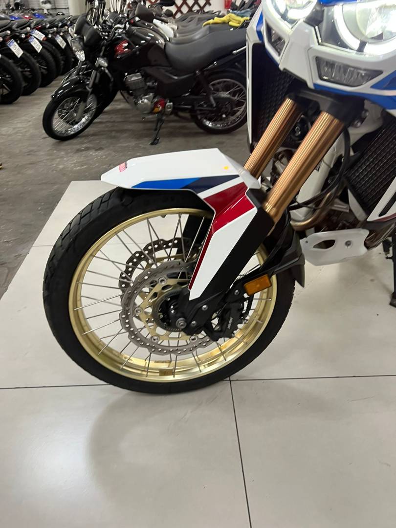 HONDA CRF 1100L AFRICA TWIN ADVENTURE SPORTS ES