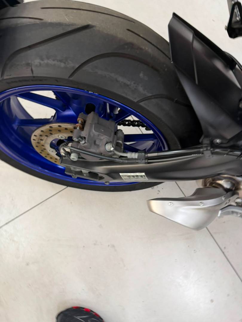 YAMAHA MT-09