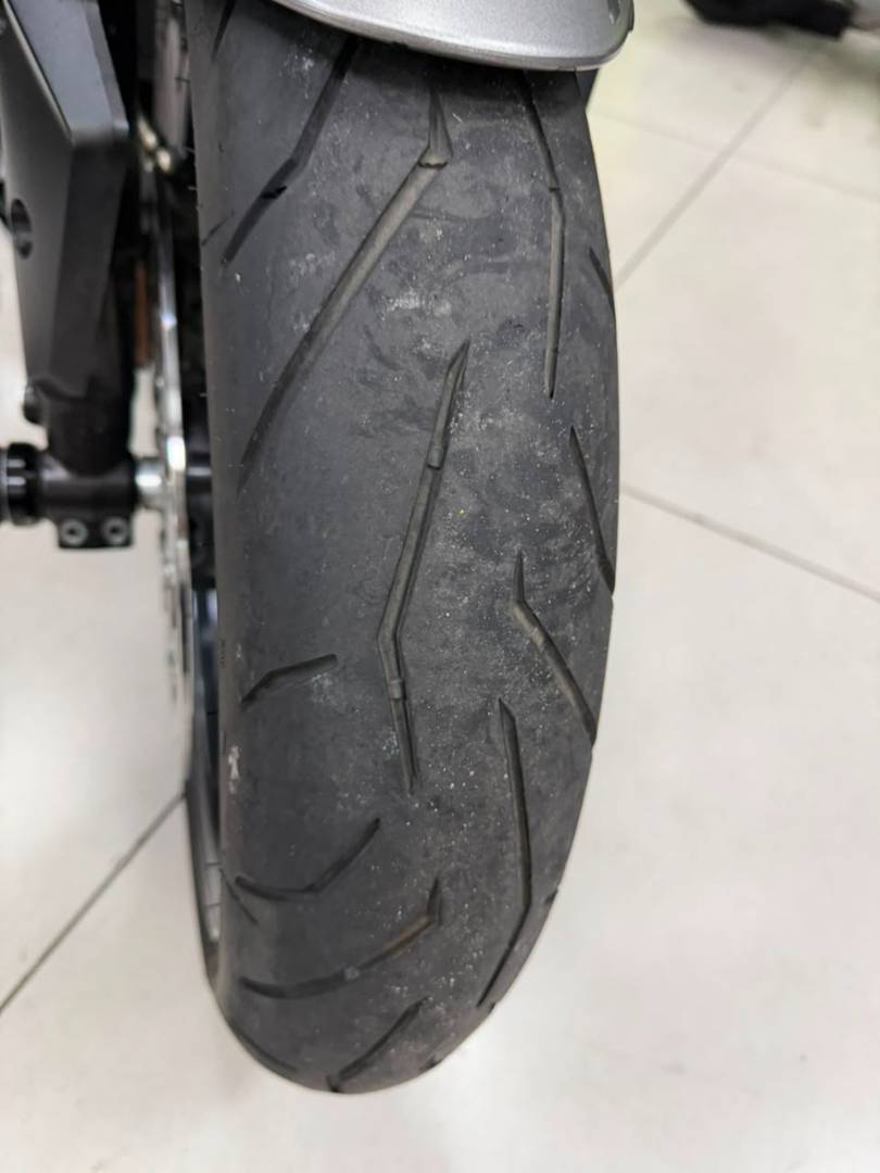 TRIUMPH STREET TRIPLE 765 RS