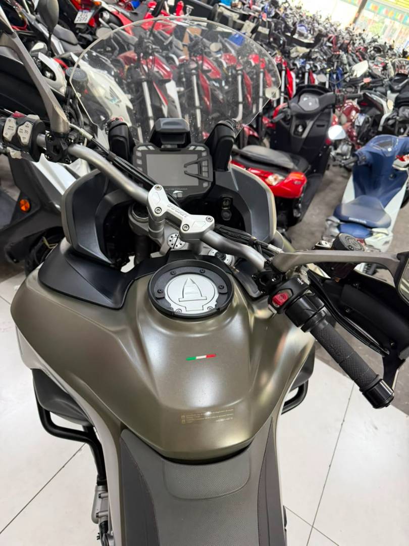 DUCATI MULTISTRADA 1200 V4 S