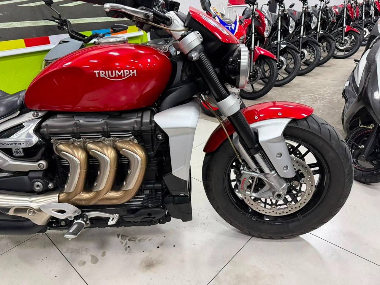 TRIUMPH ROCKET III R