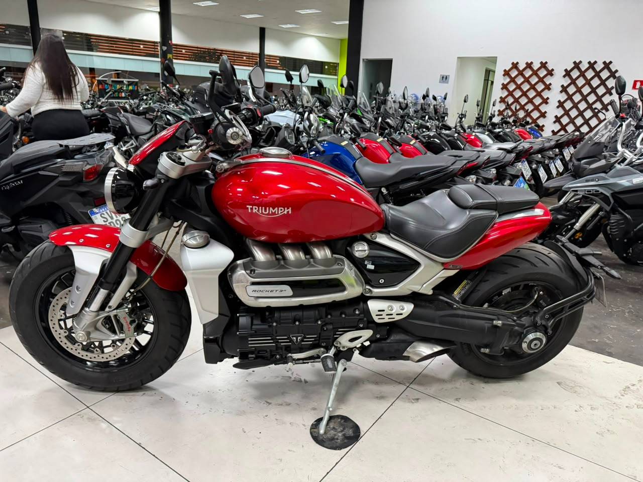 TRIUMPH ROCKET III R