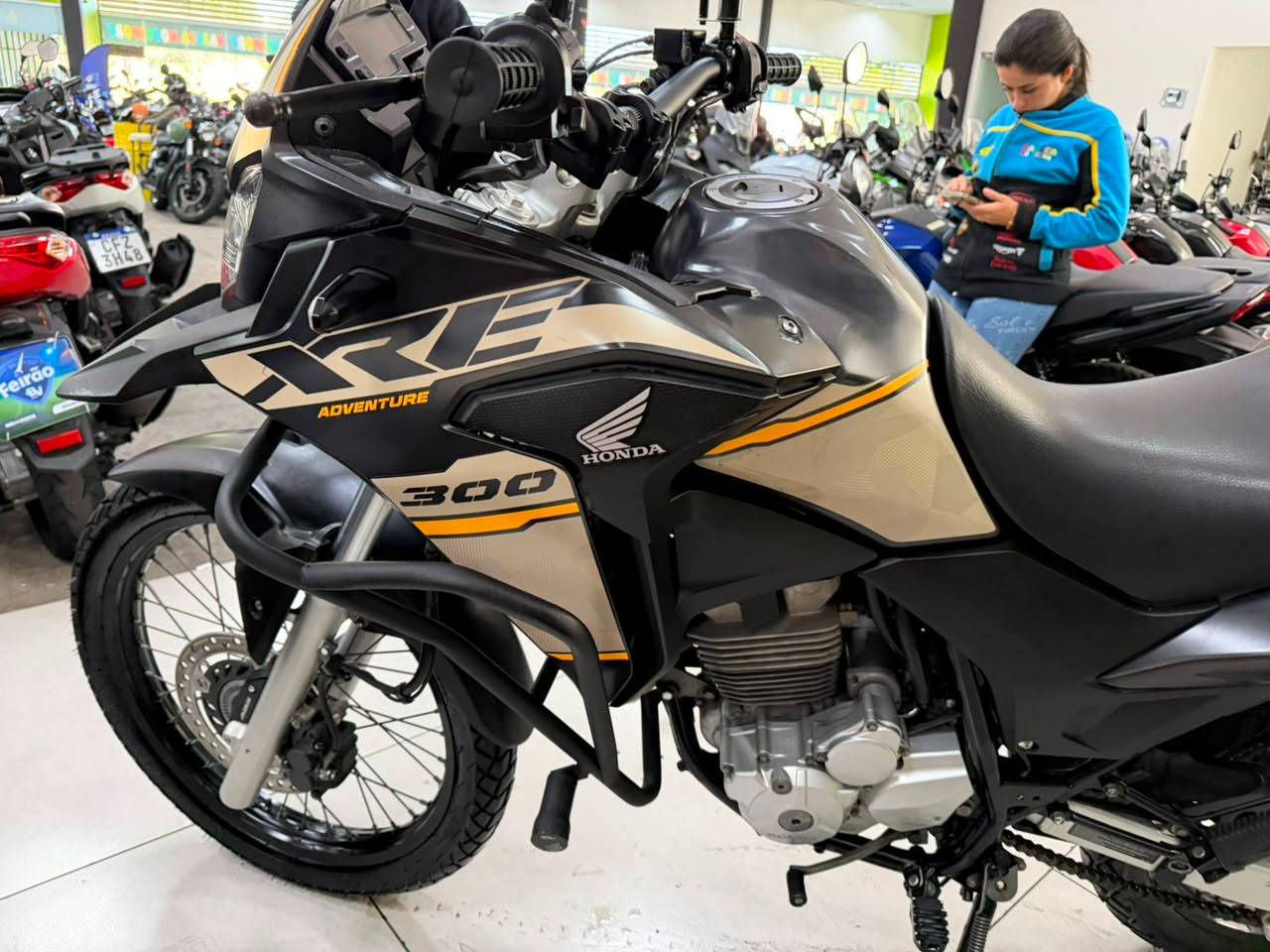HONDA XRE 300 ADVENTURE