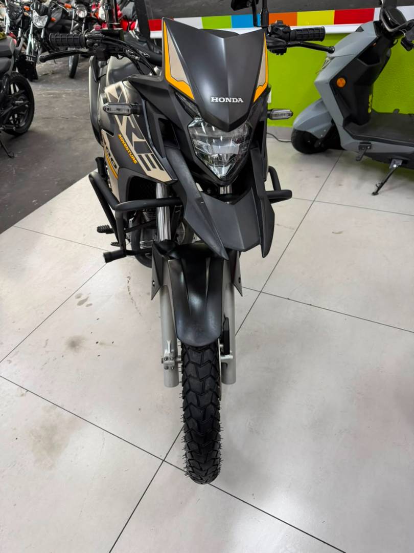 HONDA XRE 300 ADVENTURE