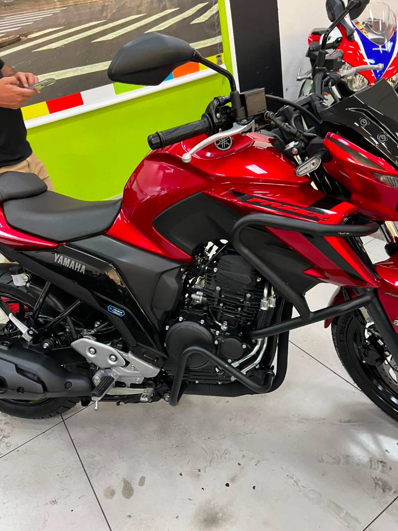 YAMAHA FZ25 FAZER ABS