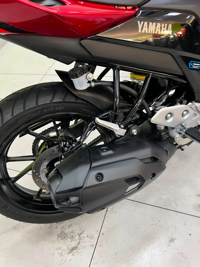 YAMAHA FZ25 FAZER ABS