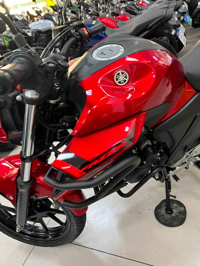 YAMAHA FZ25 FAZER ABS