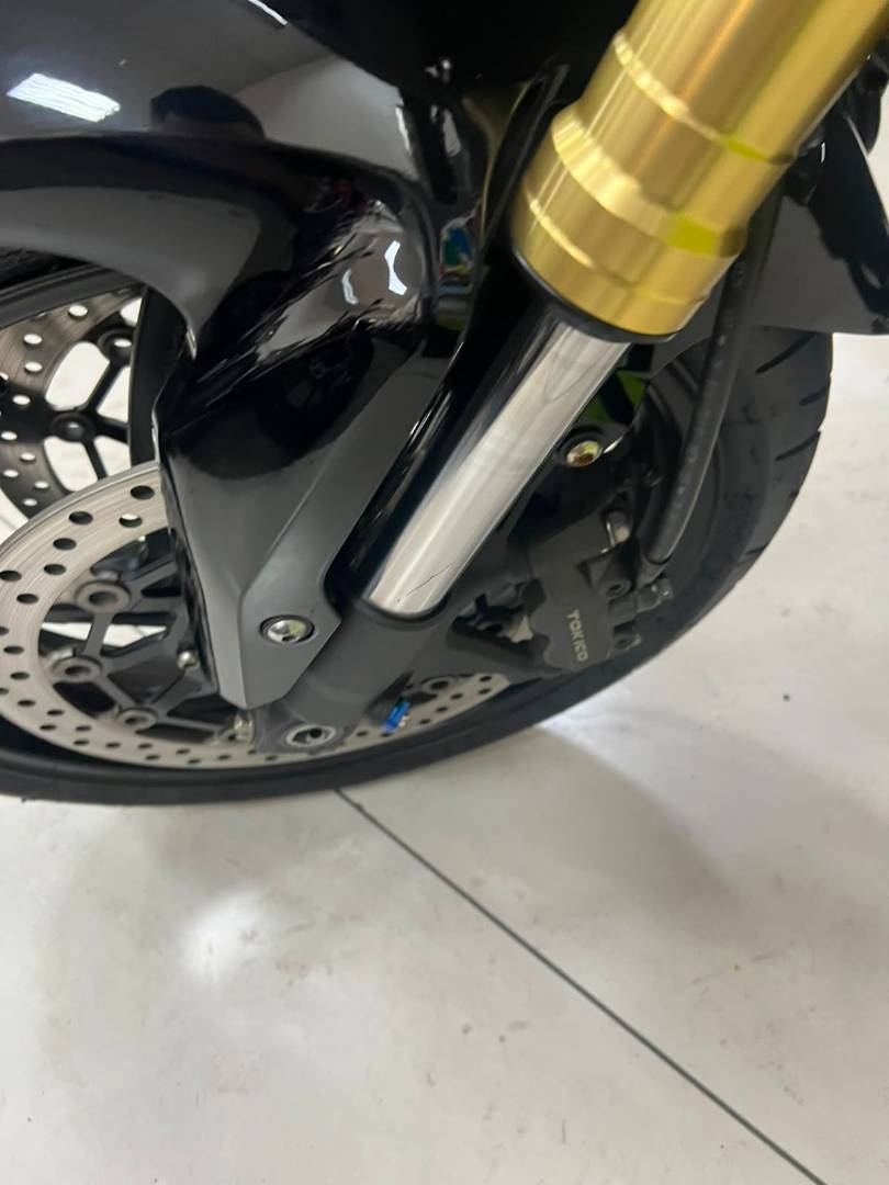 HONDA CB 1000R