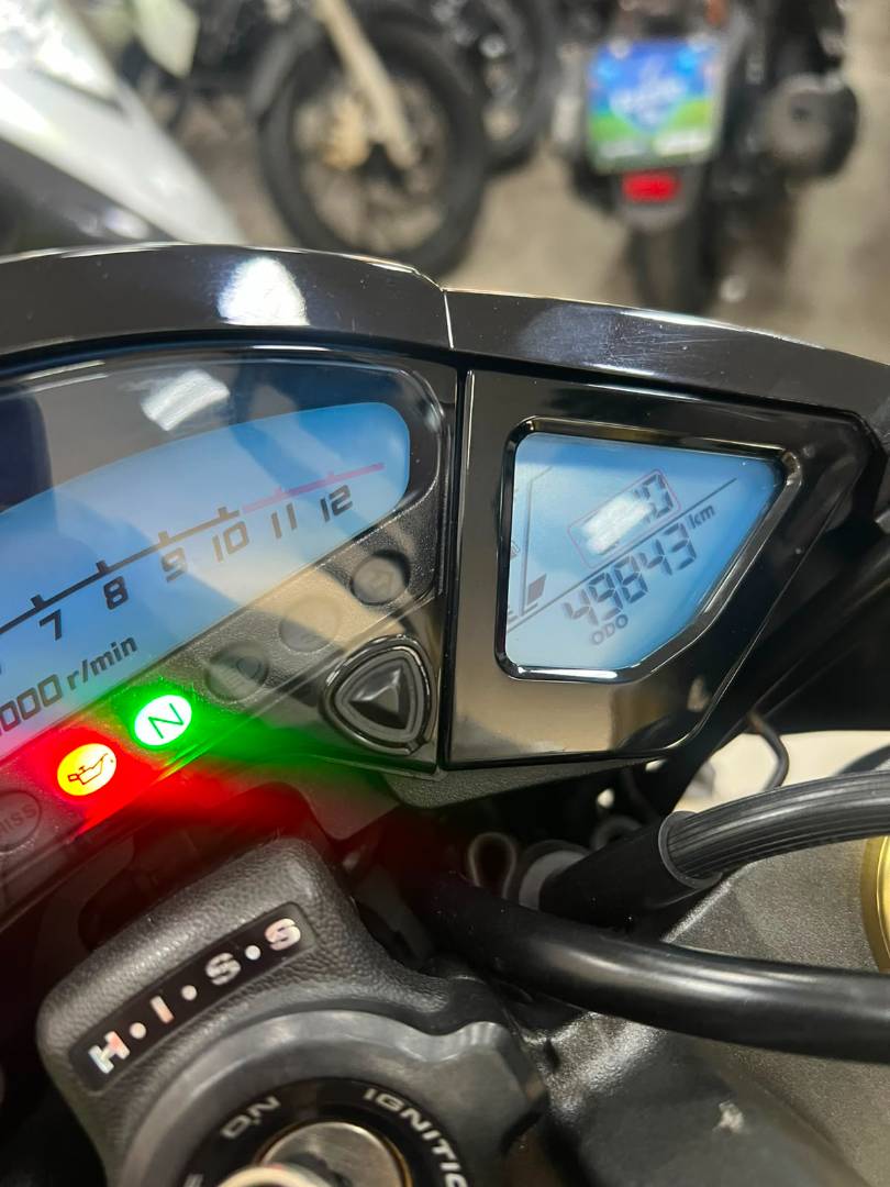 HONDA CB 1000R