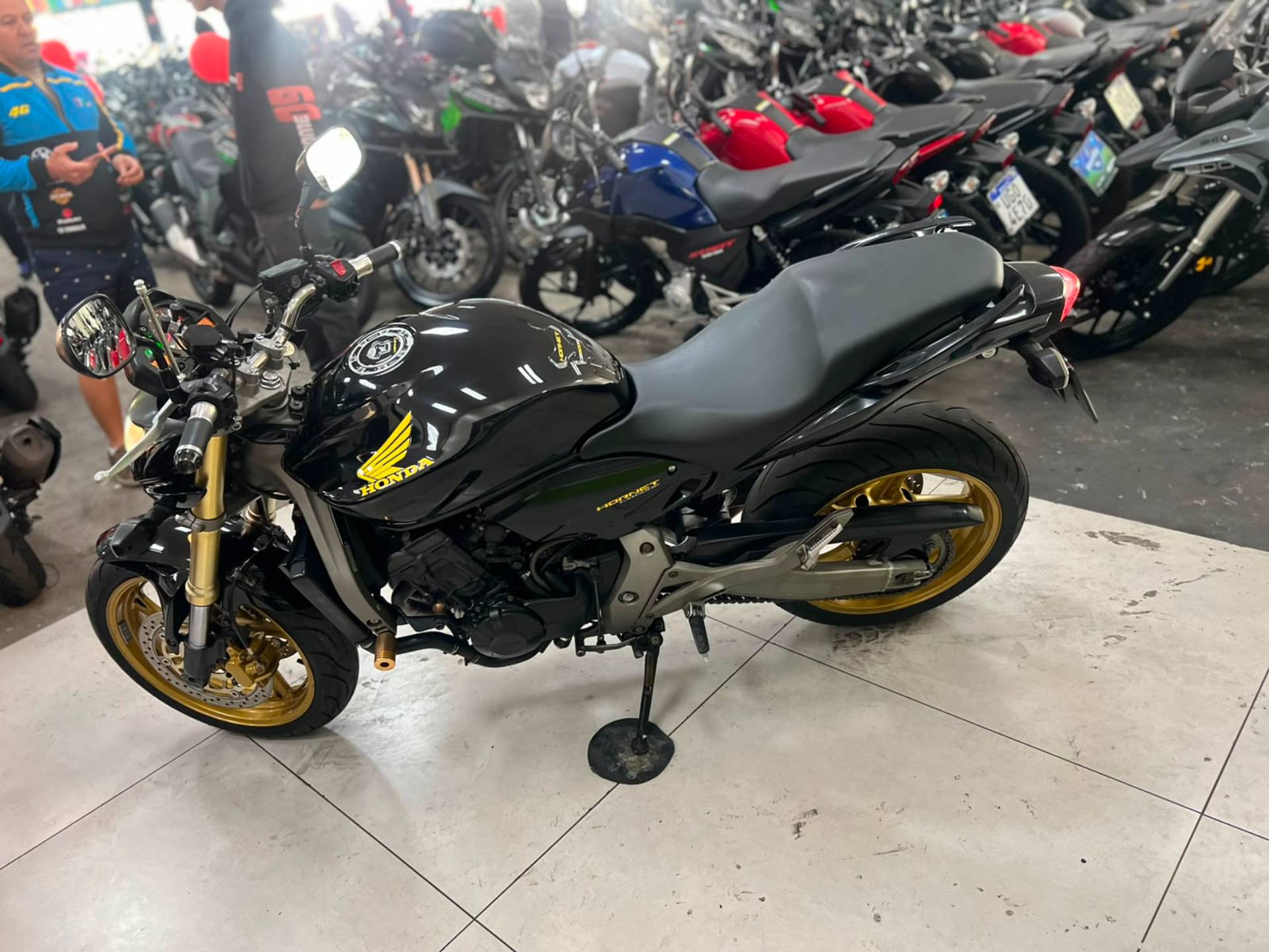 HONDA CB 600F HORNET