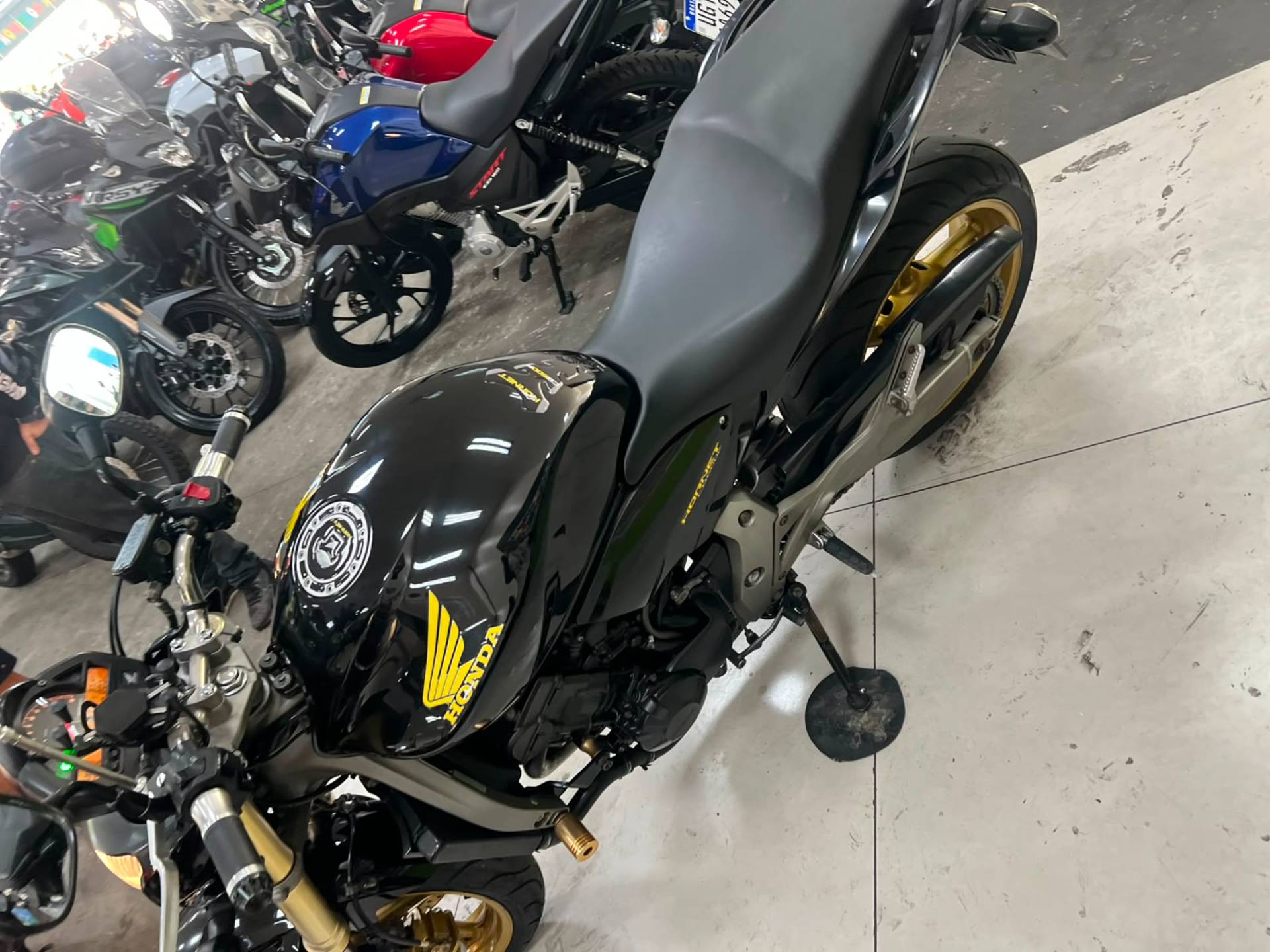 HONDA CB 600F HORNET