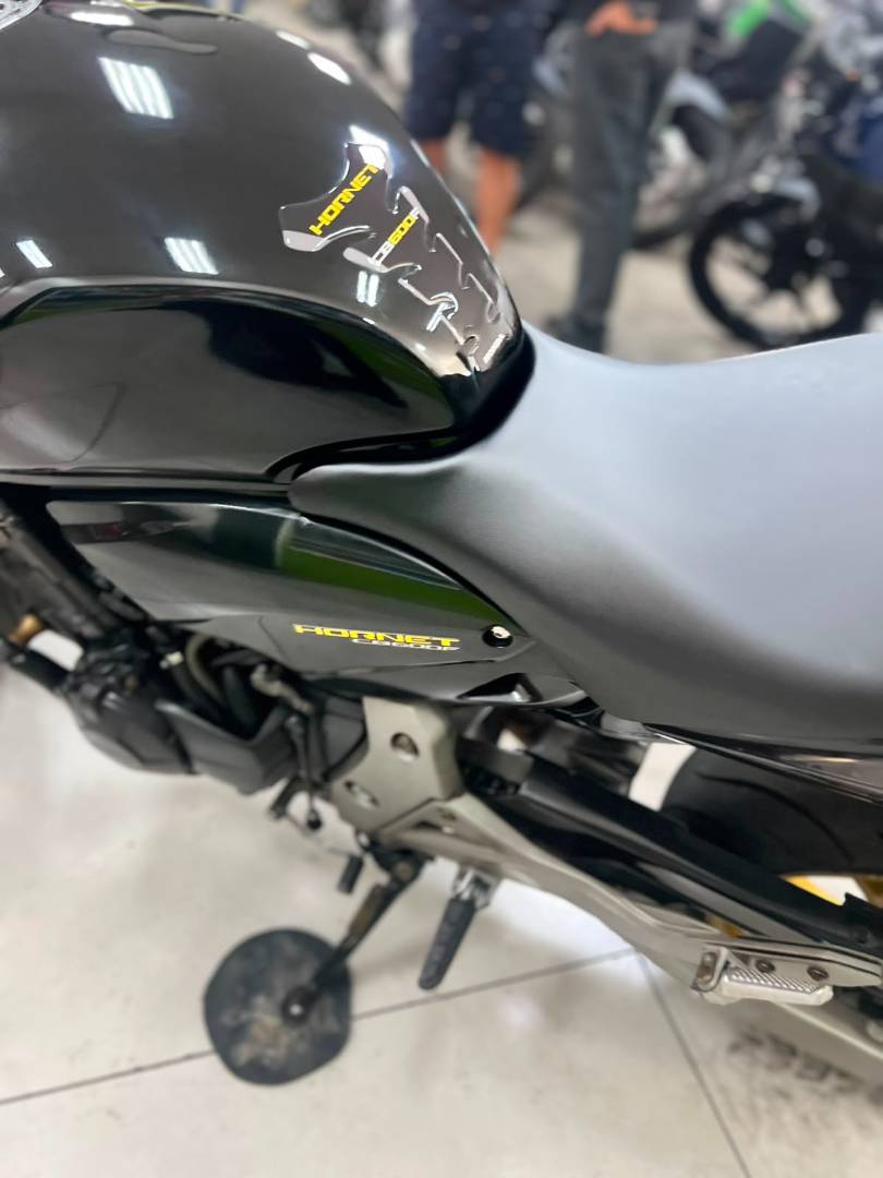 HONDA CB 600F HORNET