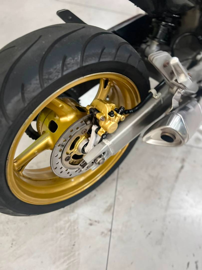 HONDA CB 600F HORNET