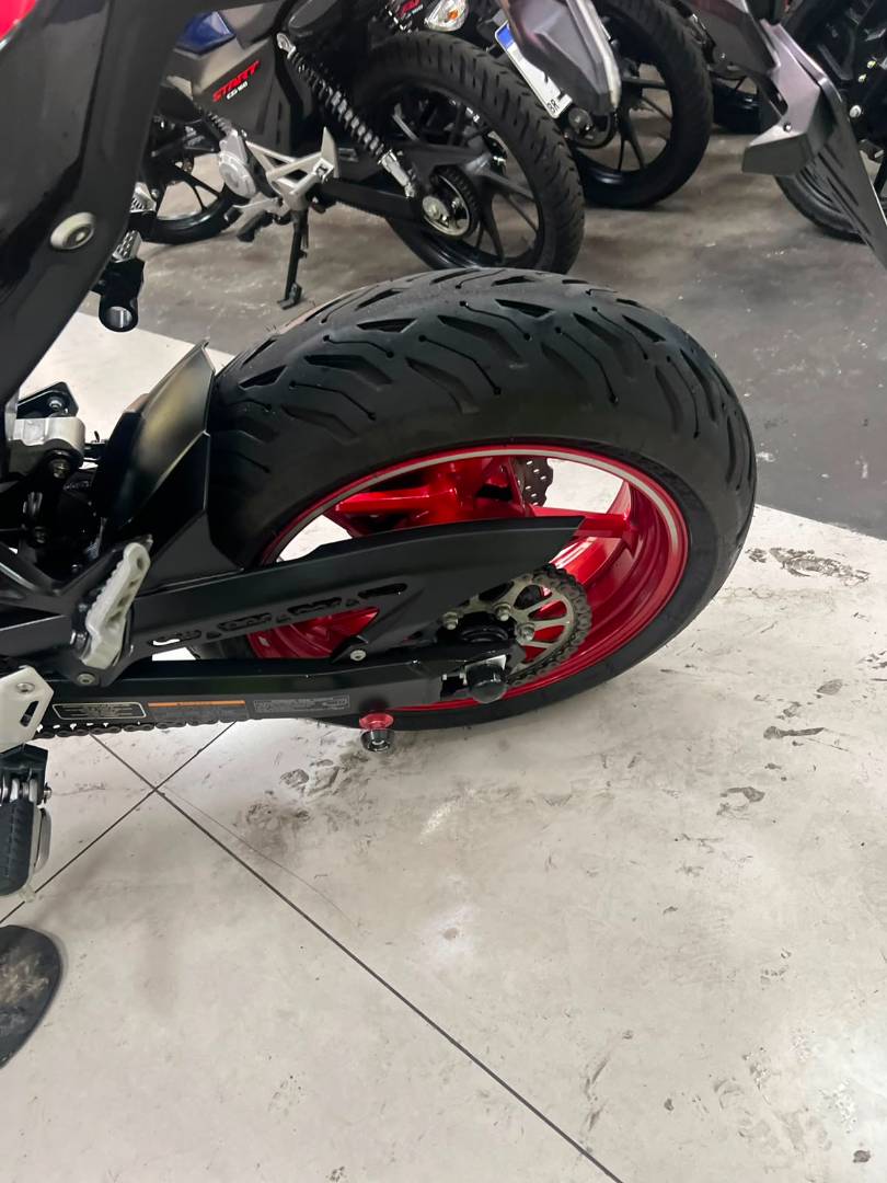 KAWASAKI Z900