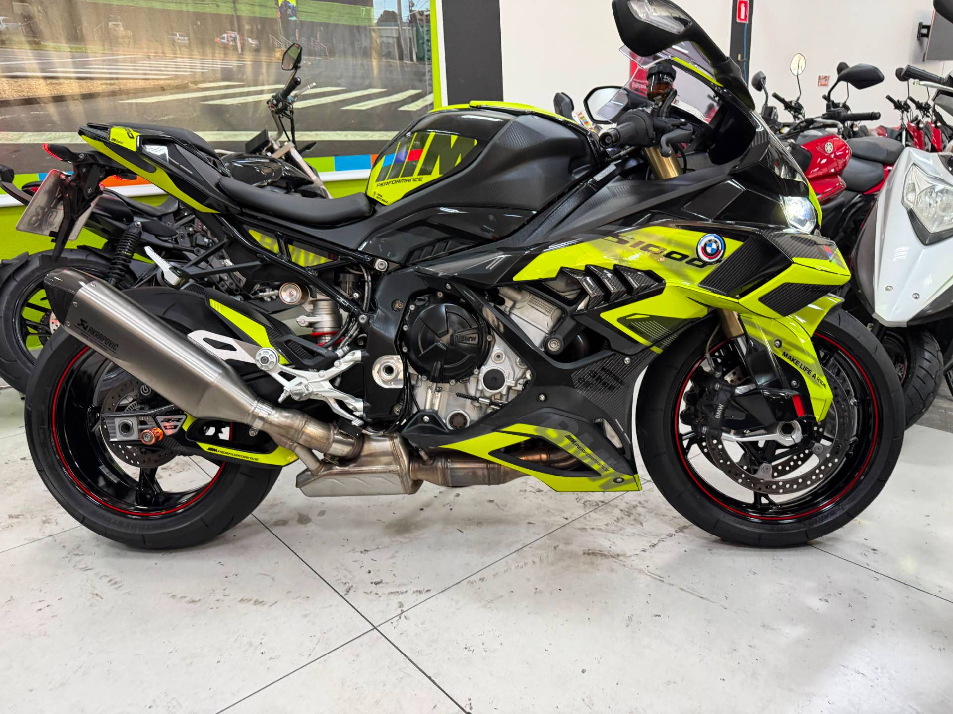 BMW S 1000 RR