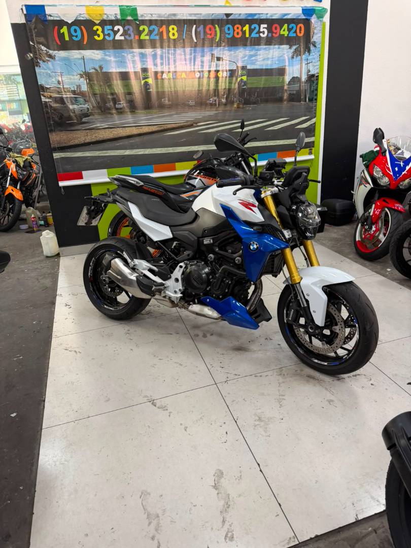 BMW F 900 R