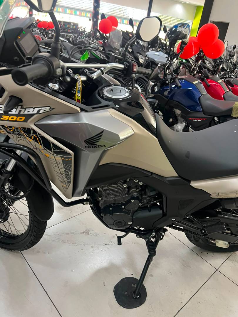 HONDA XRE 300 SAHARA ADVENTURE
