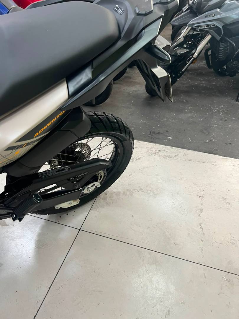 HONDA XRE 300 SAHARA ADVENTURE